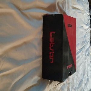 SOLD Nike zoom soldiers